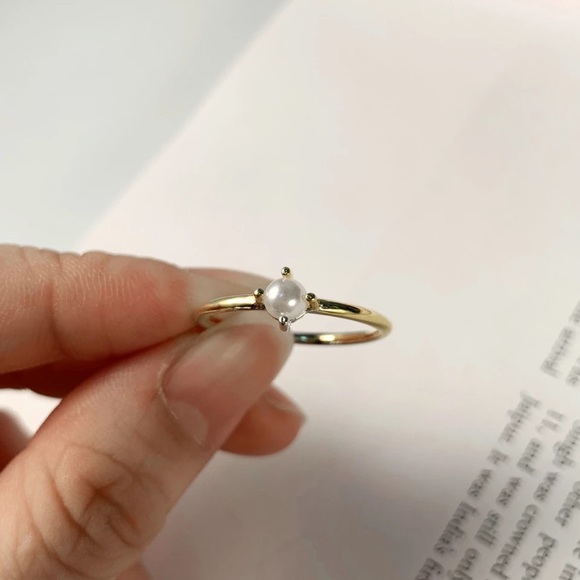 Gorgeous Ring For Women Delicate Mini Pearl - Picture 7 of 9